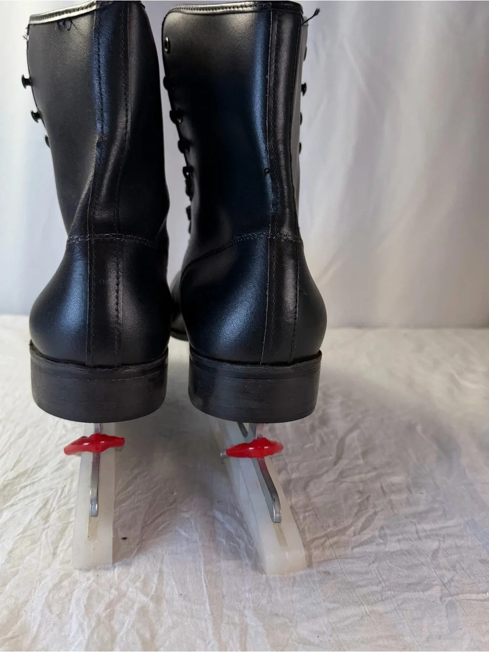 Men's Black Leather Ice Skates Classic Lace-Up Style Made in Canada Winter Decor